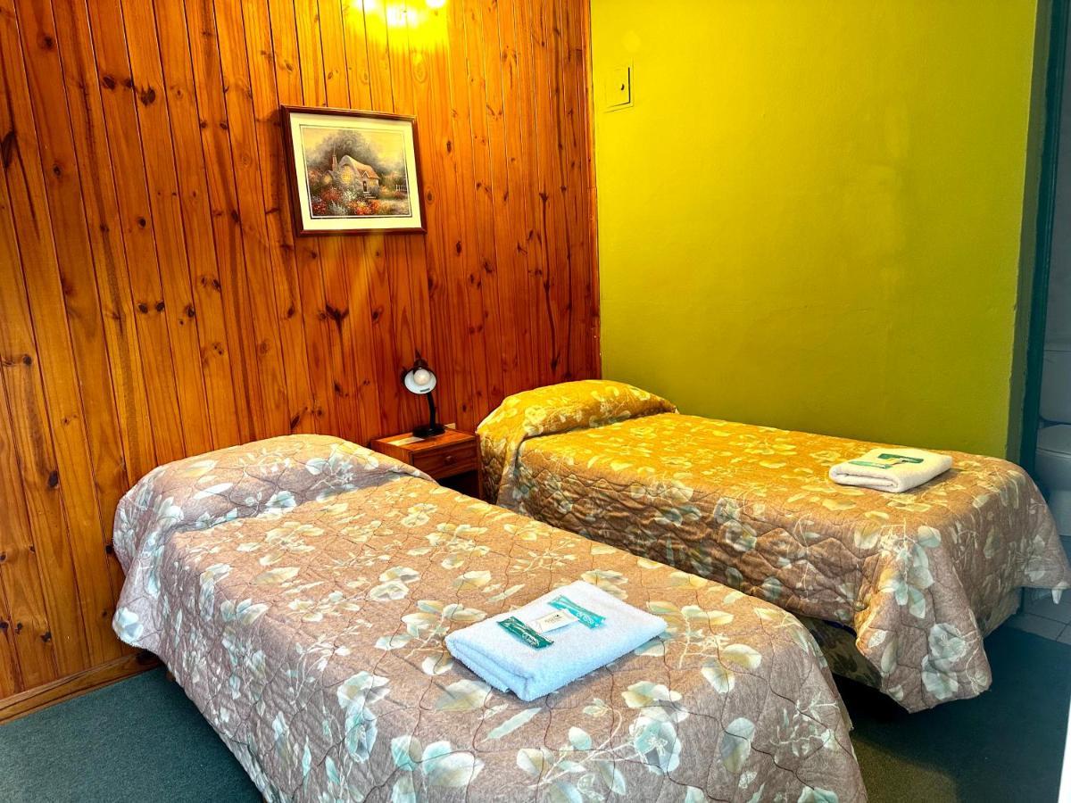 Hotel Amancay Hostal Patagonico El Calafate Esterno foto