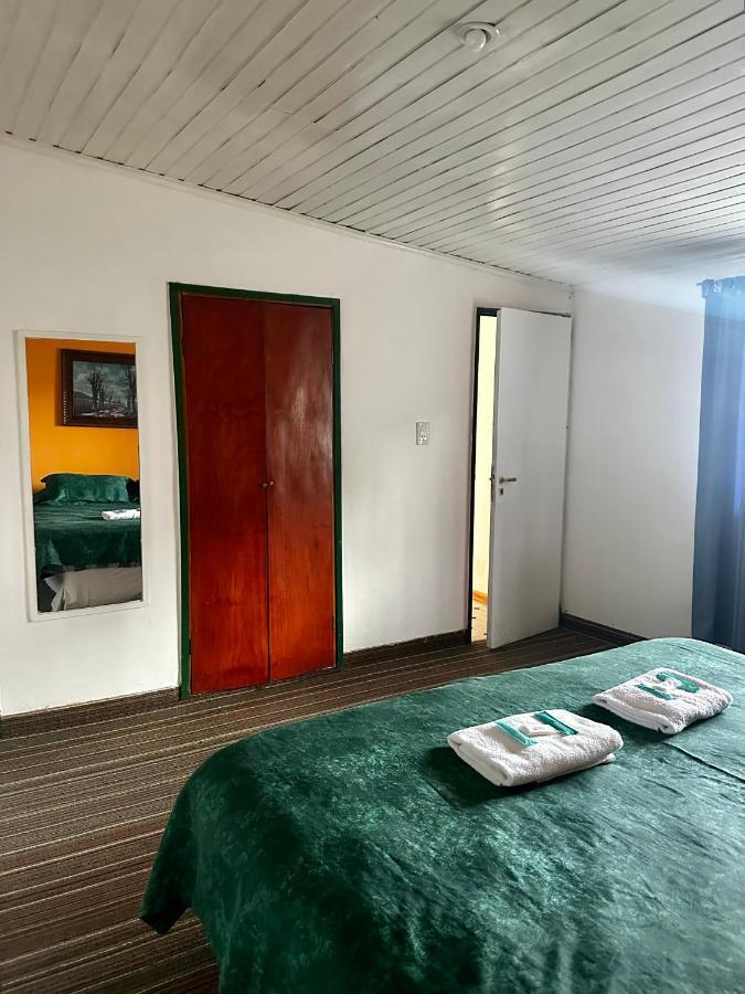 Hotel Amancay Hostal Patagonico El Calafate Esterno foto