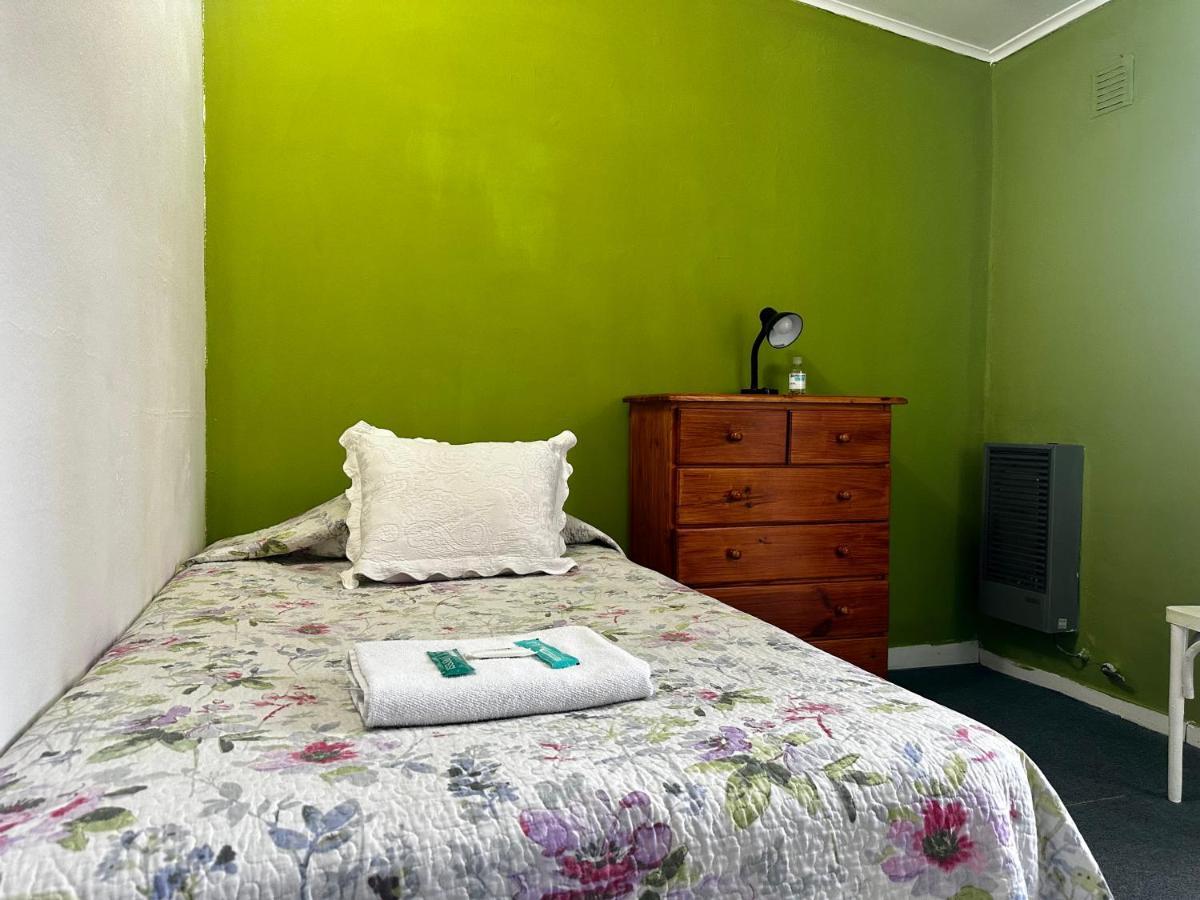 Hotel Amancay Hostal Patagonico El Calafate Esterno foto